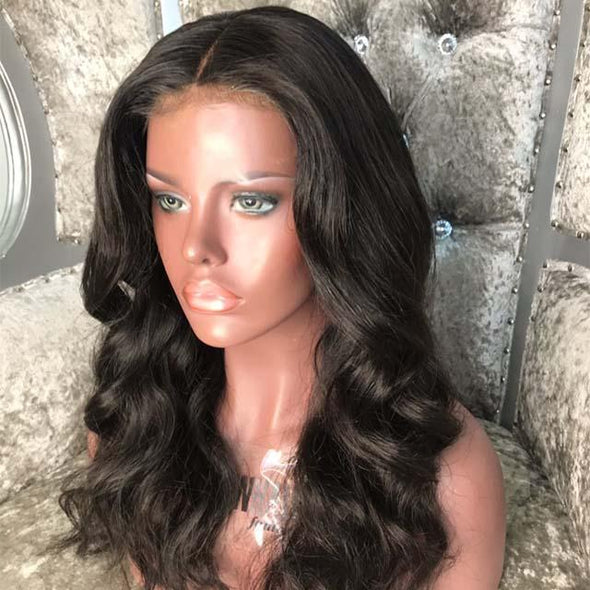 The split wavy wig is suitable for all occasions